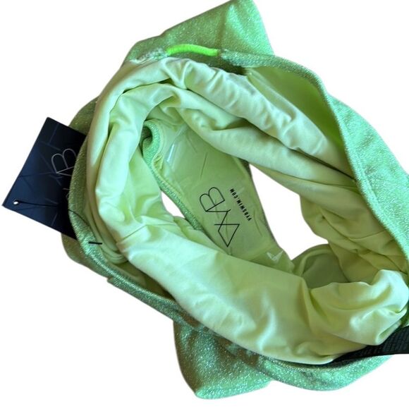 NWT VYB Honeydew Green Shimmer Nellie one piece Bandeau Swimsuit Small - Picture 6 of 9